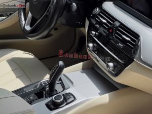 Xe BMW 520i 2019