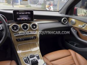 Xe Mercedes Benz GLC 250 4Matic 2017