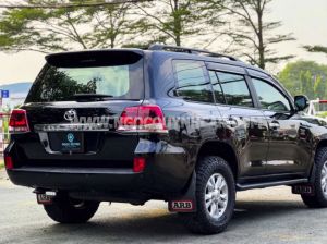 Xe Toyota Land Cruiser VX 4.6 V8 2014