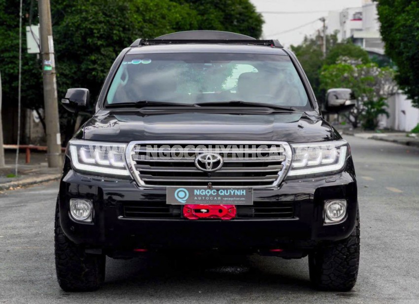 Toyota Land Cruiser VX 4.6 V8 2014