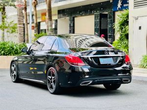 Xe Mercedes Benz C300 AMG 2021