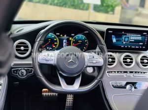 Xe Mercedes Benz C300 AMG 2021
