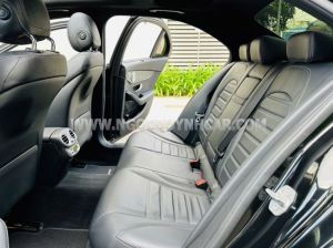 Xe Mercedes Benz C300 AMG 2021