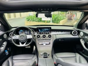 Xe Mercedes Benz C300 AMG 2021