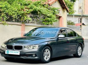 Xe BMW 320i 2017