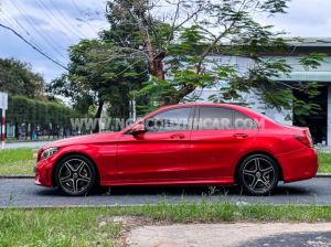 Xe Mercedes Benz C300 AMG 2021