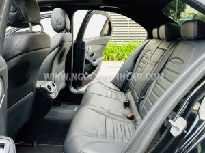 Xe Mercedes Benz C300 AMG 2021