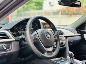 Xe BMW 320i 2017