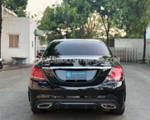 Xe Mercedes Benz C300 AMG 2021