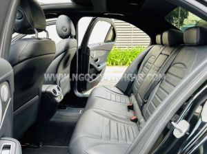 Xe Mercedes Benz C300 AMG 2021
